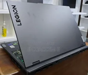 New Laptop Lenovo Legion Pro 7 32GB Intel Core i9 SSD 2T