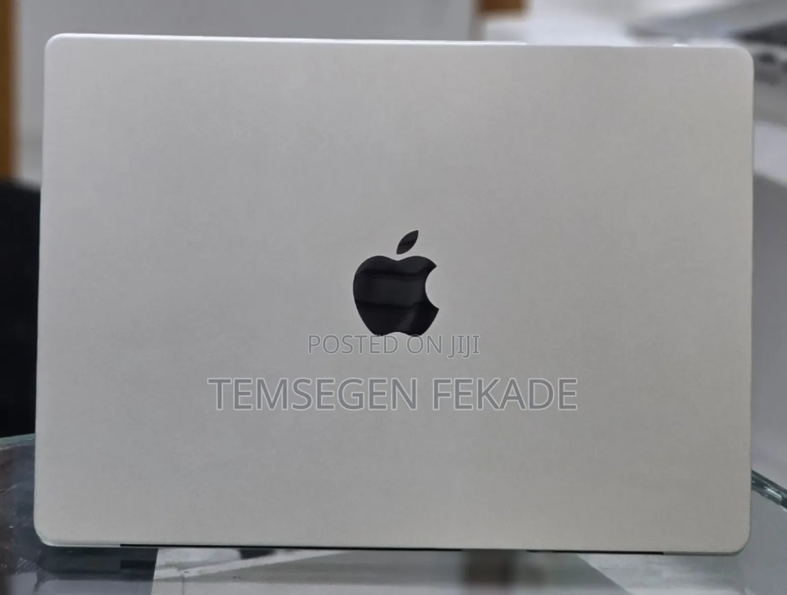 New Laptop Apple MacBook Pro 16GB Apple M5 SSD 512GB