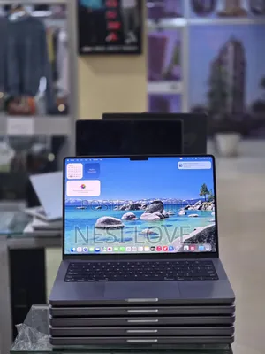 New Laptop Apple MacBook Pro 2021 M1 32GB SSD 512GB