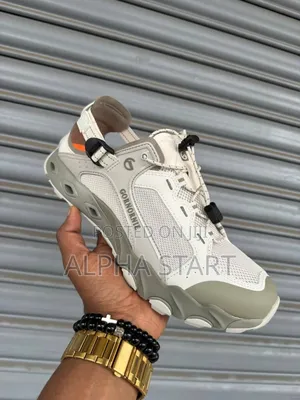 Gornornie Sandel (ሸበጥ)High Mater Quality Smooth Shoes for You