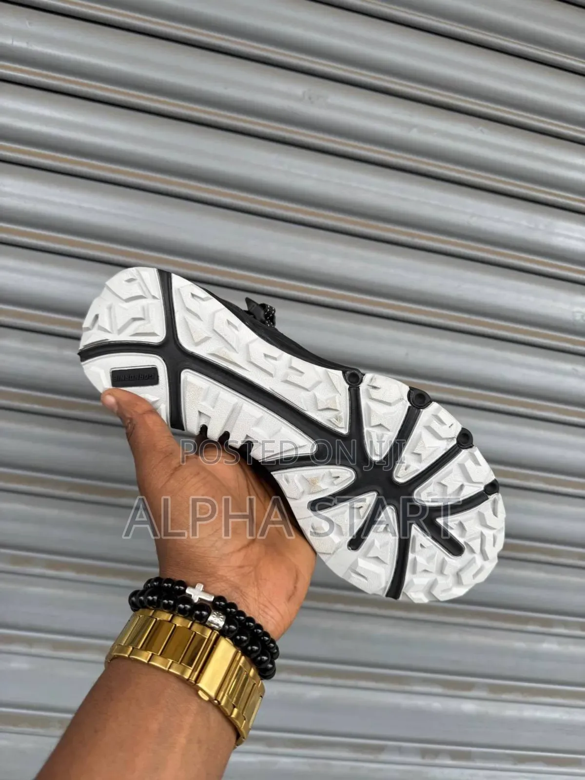 Gornornie Sandel (ሸበጥ)High Mater Quality Smooth Shoes for You
