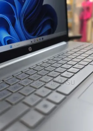 New Laptop HP Stream Notebook 16GB Intel Core i7 SSD 512GB