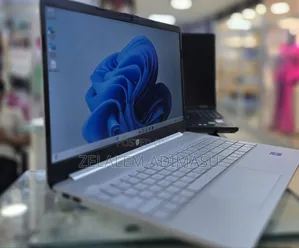 New Laptop HP Stream Notebook 16GB Intel Core i7 SSD 512GB