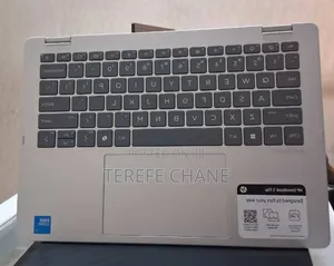 New Laptop HP OmniBook 5 Flip 16GB Intel Core 7 SSD 512GB