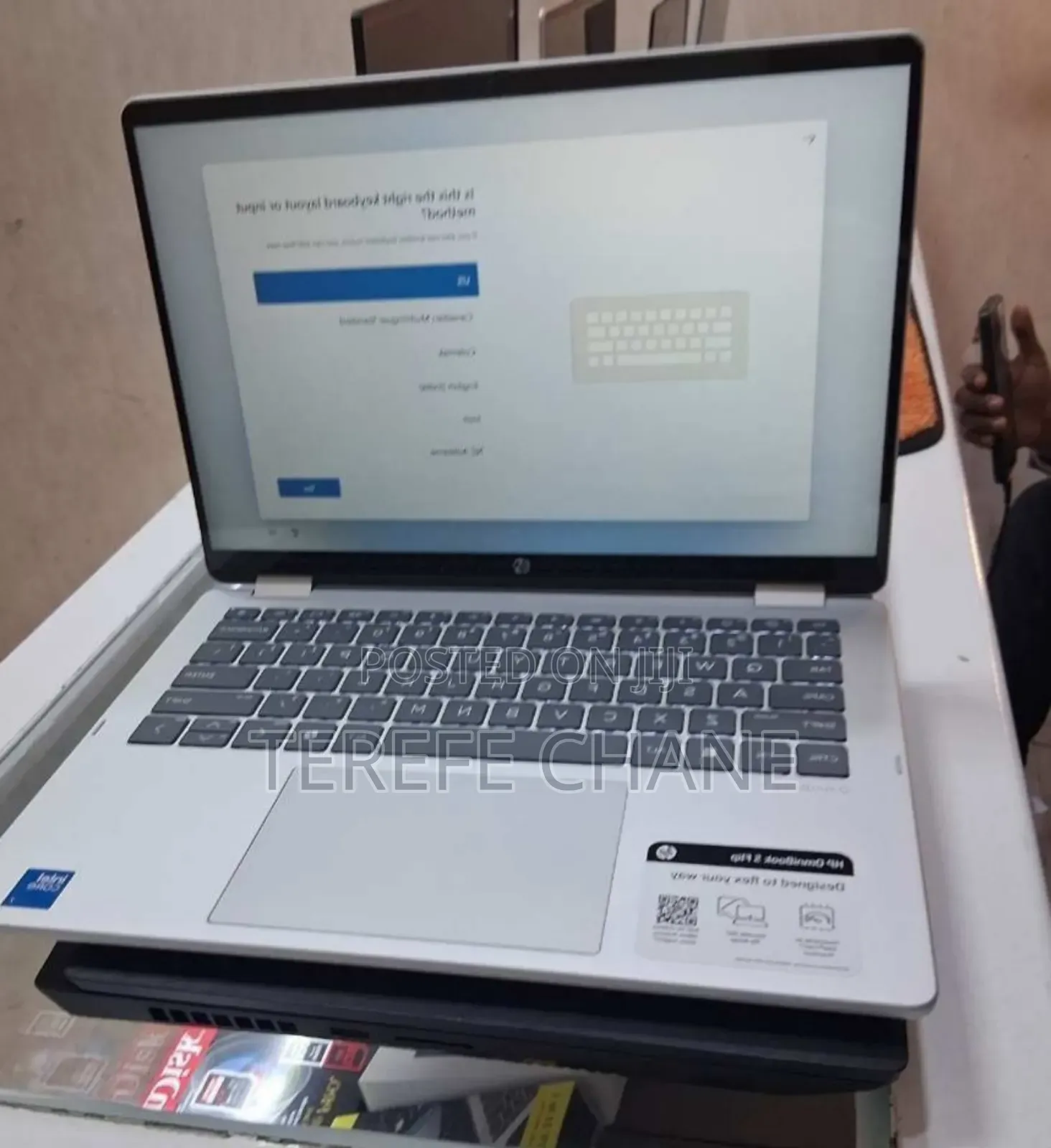 New Laptop HP OmniBook 5 Flip 16GB Intel Core 7 SSD 512GB