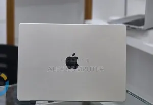 New Laptop Apple Macbook Pro 2025 M5 14-inch 16GB Apple M5 SSD 512GB