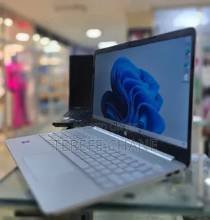 New Laptop HP Stream Notebook 8GB Intel Core i7 SSD 512GB