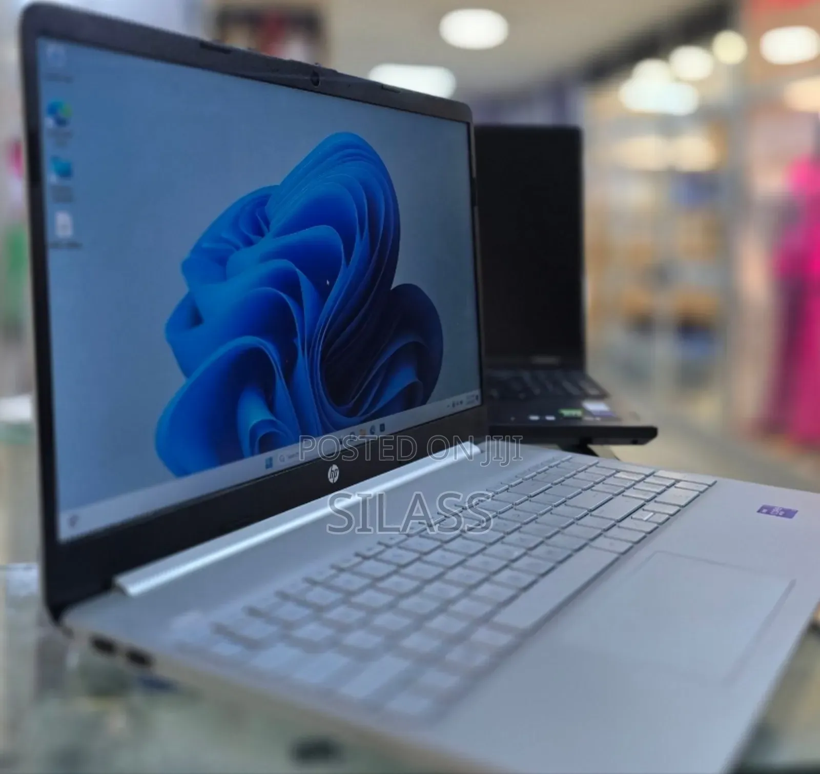 New Laptop HP Stream Notebook 16GB Intel Core i7 SSD 512GB