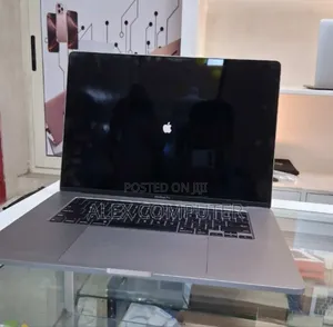 New Laptop Apple MacBook Pro 2019 32GB Intel Core i9 SSD 512GB