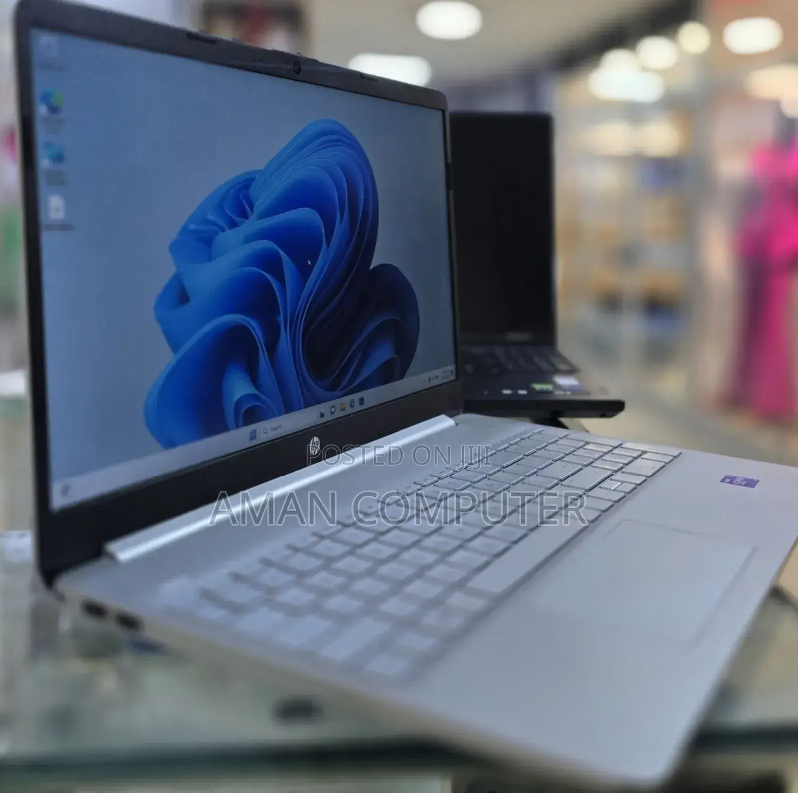 New Laptop HP Stream Notebook 8GB Intel Core i7 SSD 512GB