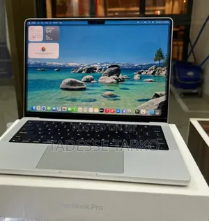 New Laptop Apple MacBook Pro 2021 M1 16GB Apple M1 Pro SSD 512GB