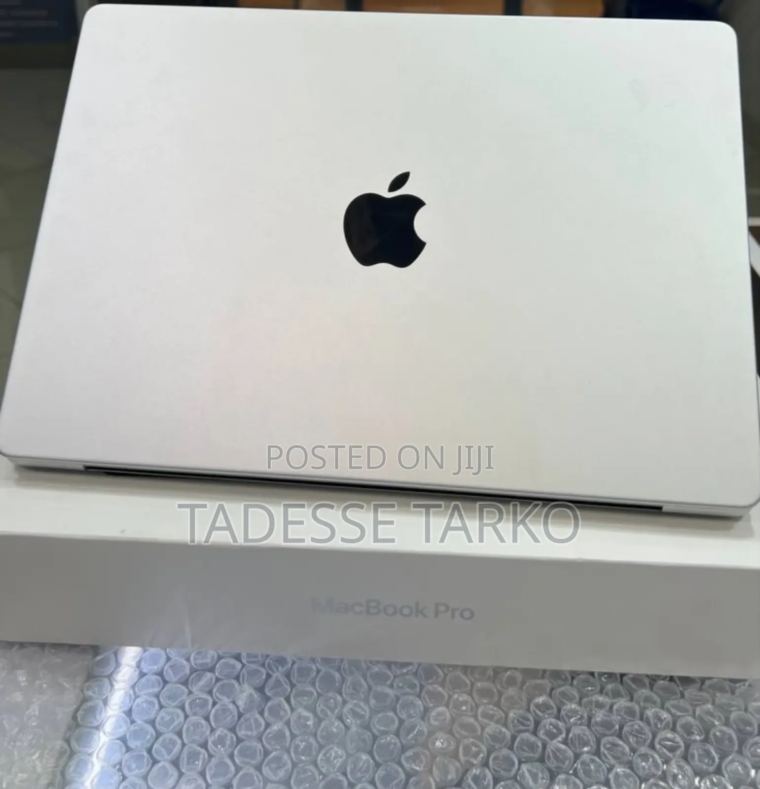 New Laptop Apple MacBook Pro 2021 M1 16GB Apple M1 Pro SSD 512GB