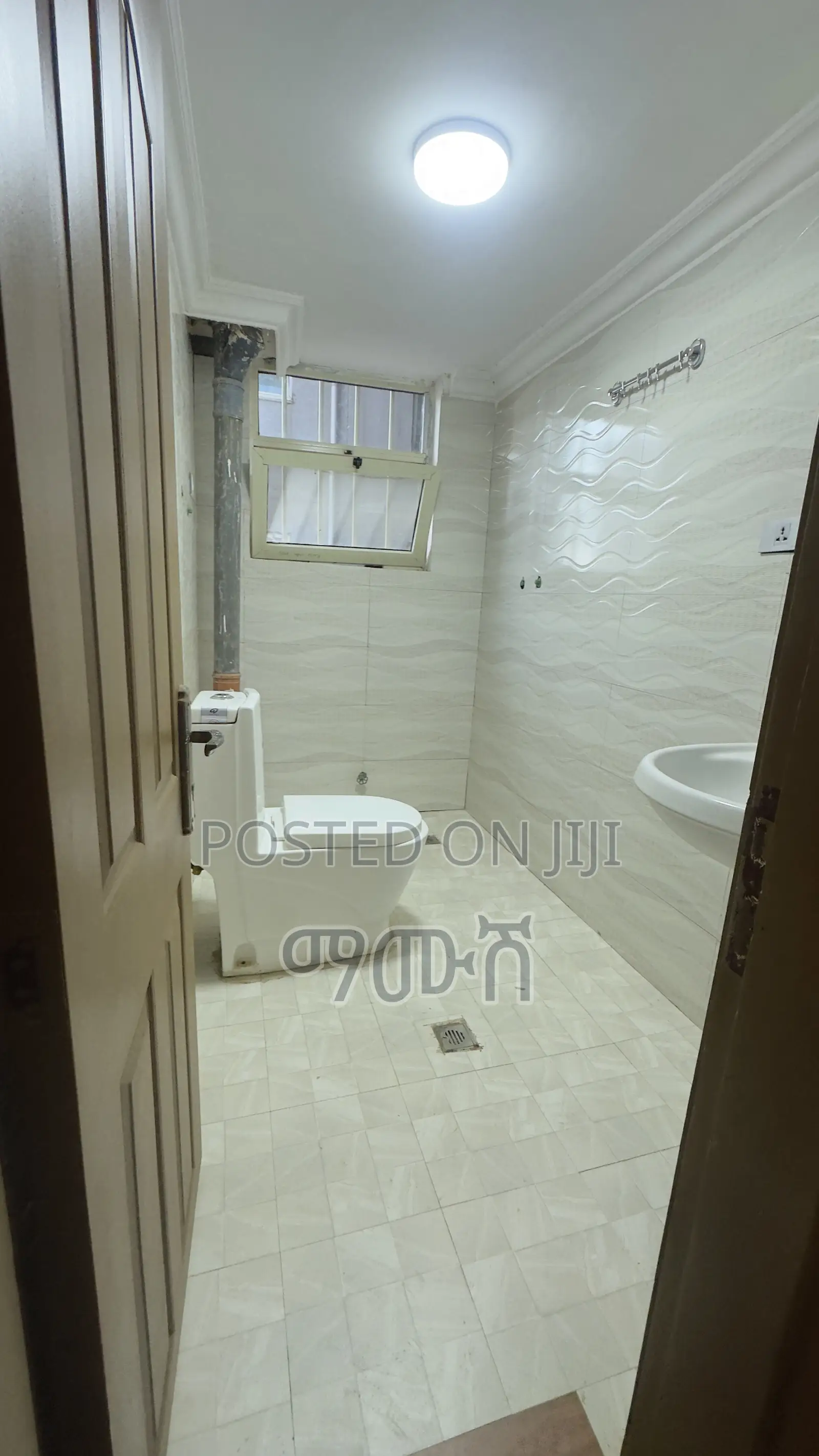 Furnished 3bdrm Condo in አያት, Bole for sale