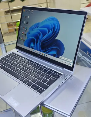 New Laptop HP EliteBook 830 G8 8GB Intel Core i5 SSD 512GB