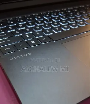 New Laptop HP Victus 15 16GB AMD Ryzen 7 SSD 512GB