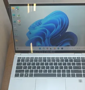 New Laptop HP EliteBook x360 1040 G7 16GB Intel Core i7 SSD 512GB