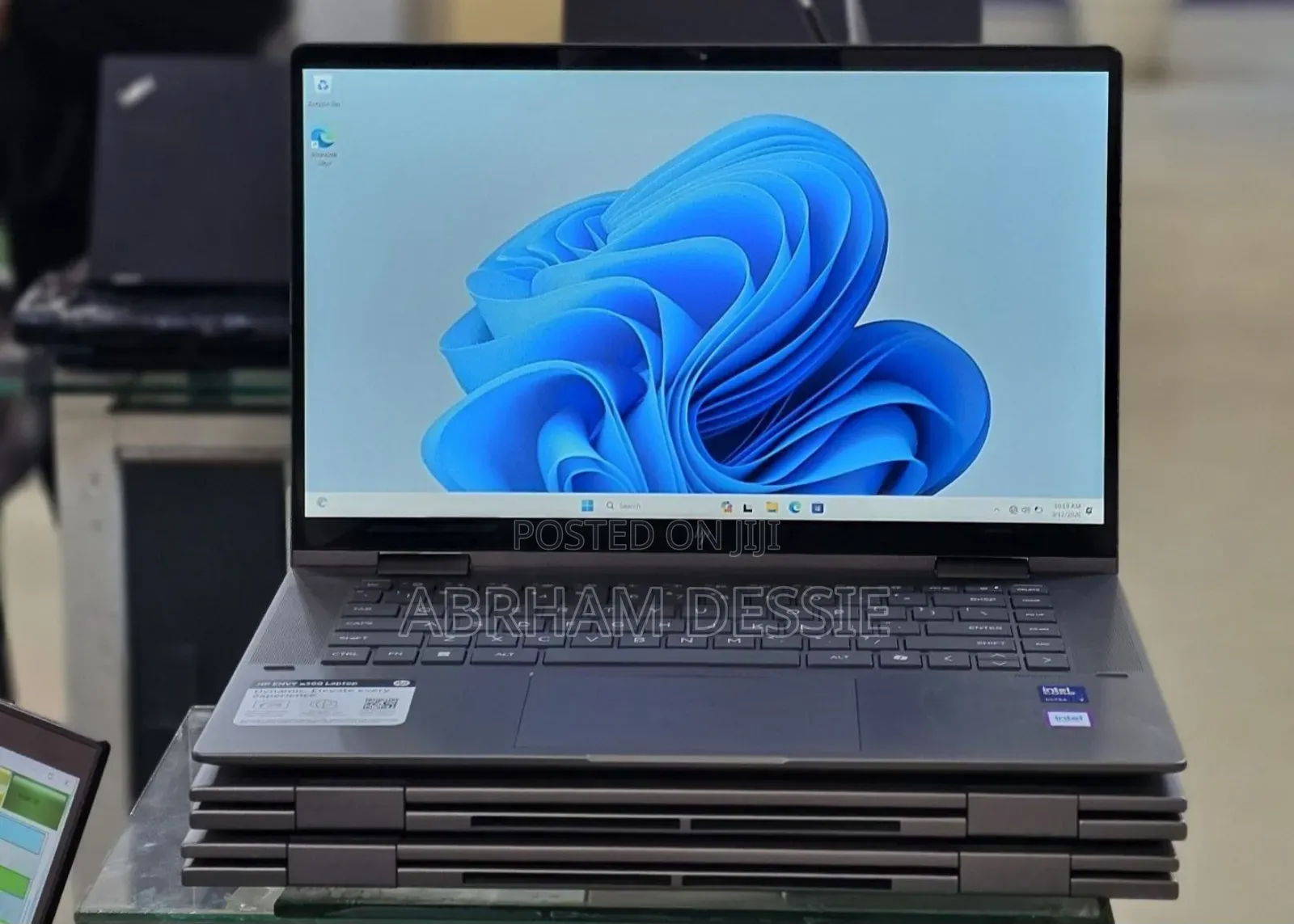 New Laptop HP 16GB Intel Core 7 SSD 1T
