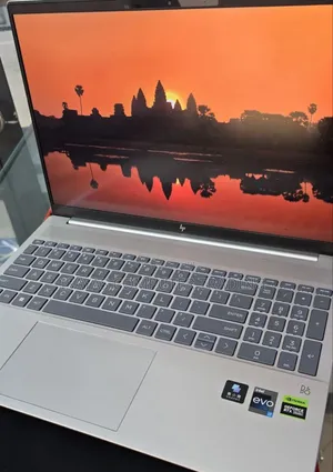New Laptop HP Pavilion 15 16GB Intel Core i7 SSD 1T
