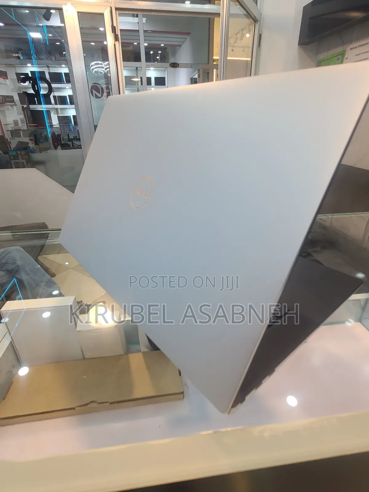 New Laptop Dell XPS 15 16GB Intel Core i7 SSD 512GB