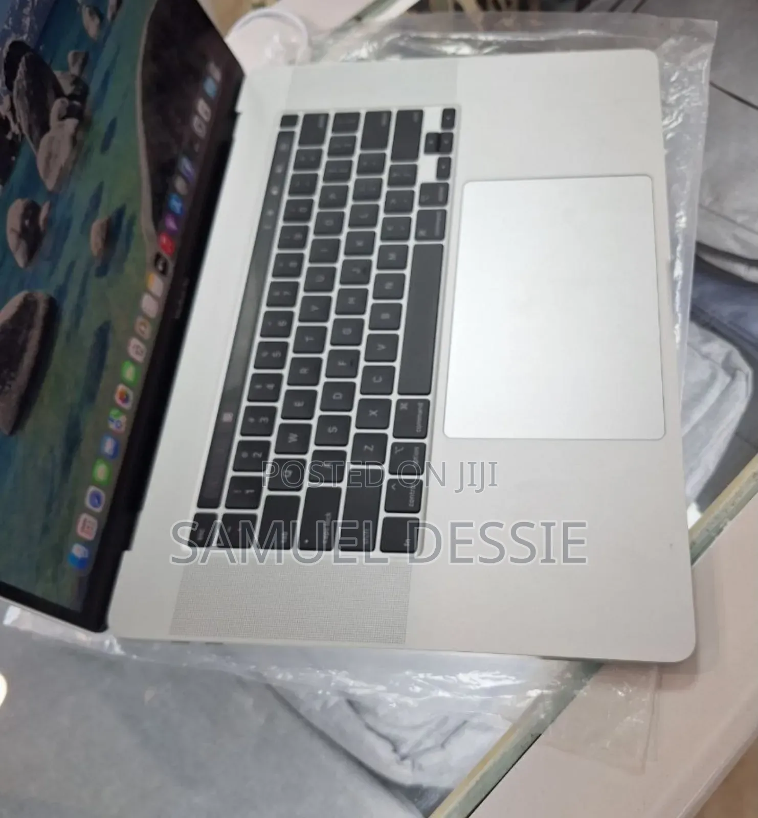 New Laptop Apple MacBook Pro 2019 64GB Intel Core i9 SSD 1T