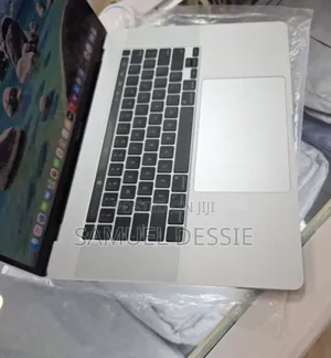 New Laptop Apple MacBook Pro 2019 64GB Intel Core i9 SSD 1T