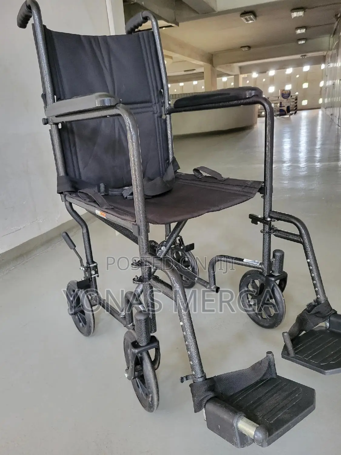 Small Wheel 8"Wheelchair从去medical Is to Lead the World With Innovative