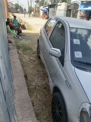 Toyota Vitz 2001 Silver