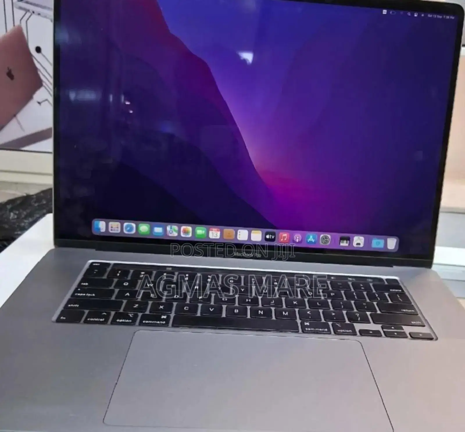 New Laptop Apple MacBook Pro 2019 32GB Intel Core i9 SSD 512GB