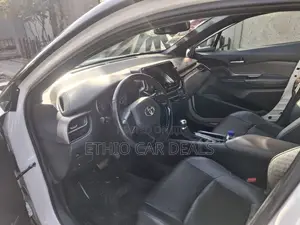 Toyota C-HR 2021 White