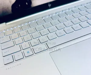New Laptop HP Pavilion 14 16GB Intel Core i7 SSD 1T