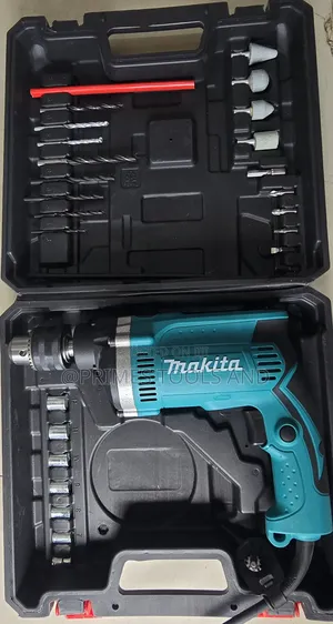 Makita 710w Drill Machine
