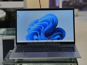 New Laptop HP ZBook Power G7 16GB Intel Core i7 SSD 512GB