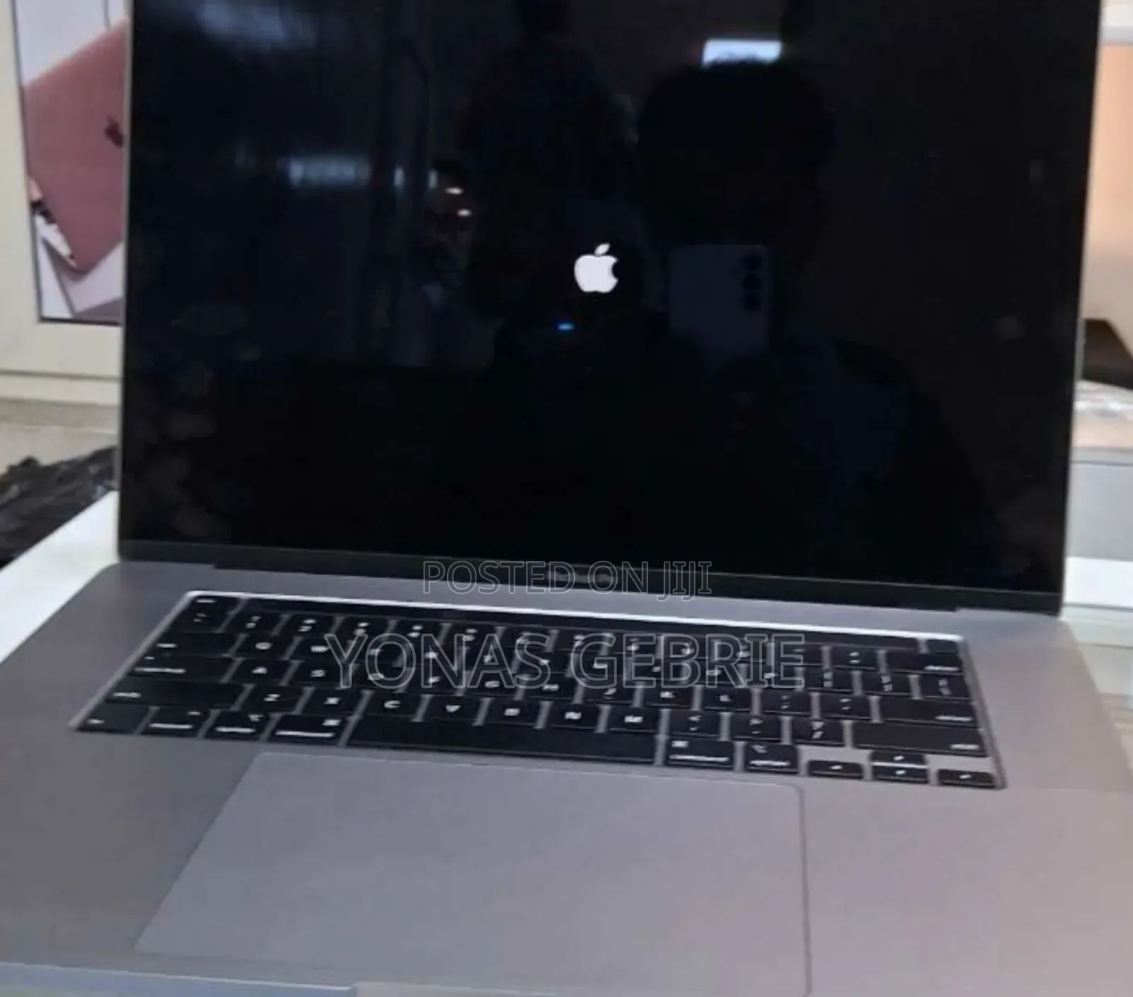 New Laptop Apple MacBook 32GB Intel Core i9 SSD 512GB