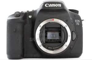 7d Mark 1 Camera Body With Original Battery and Charger