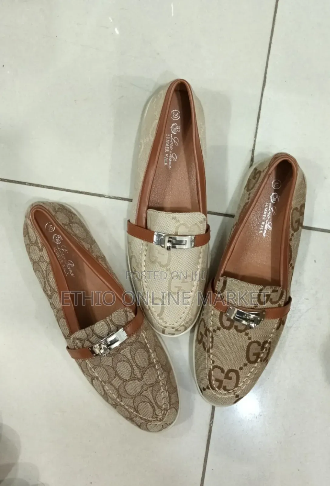 Gucci Flat Shoes