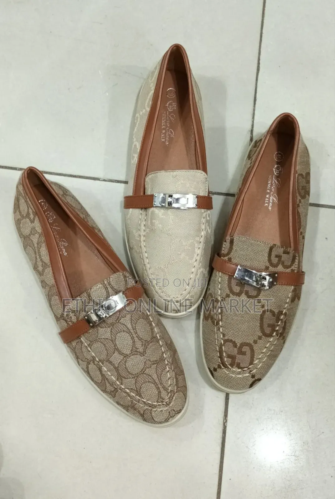 Gucci Flat Shoes
