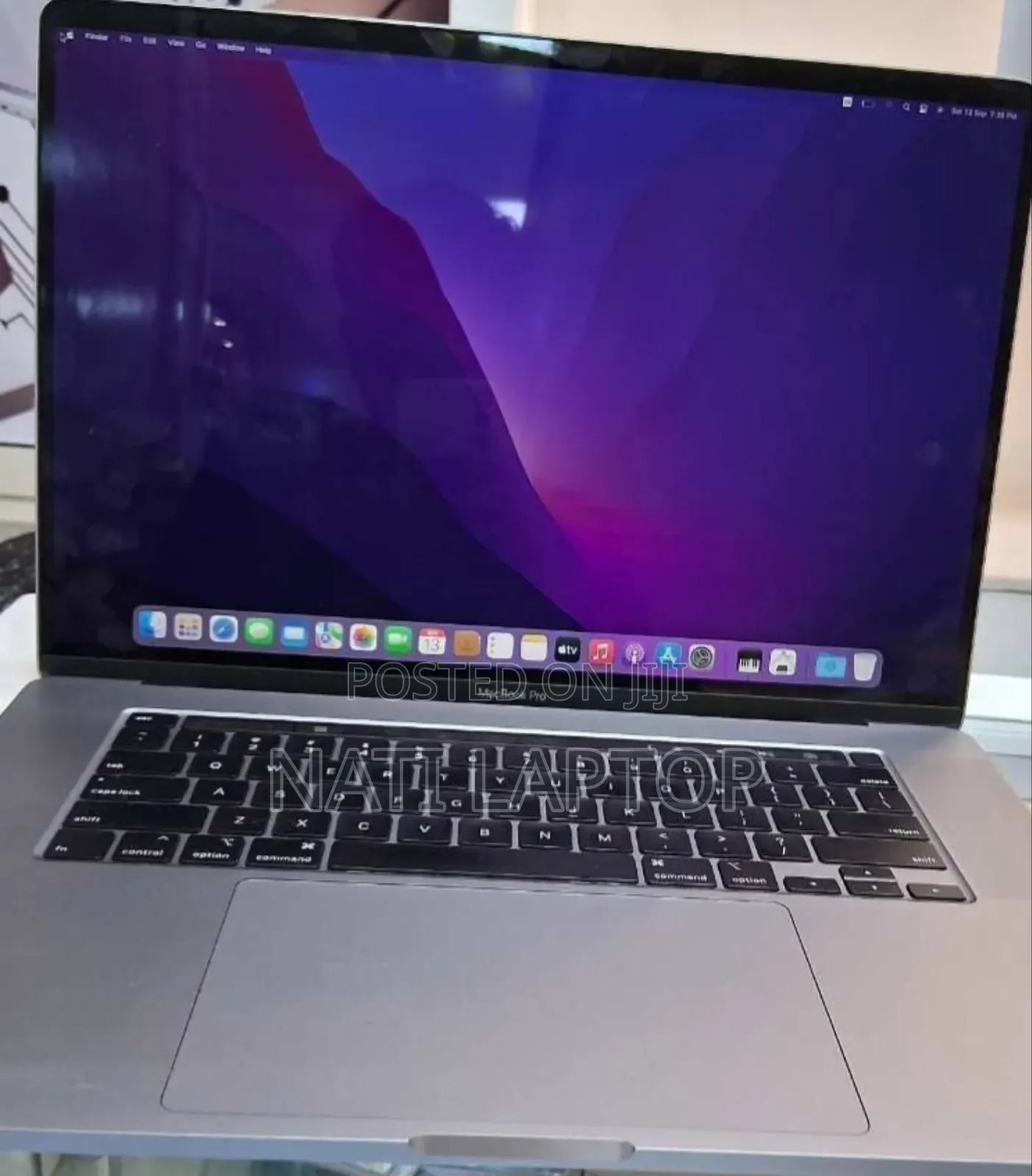 New Laptop Apple MacBook Pro 2019 32GB Intel Core i9 SSD 512GB