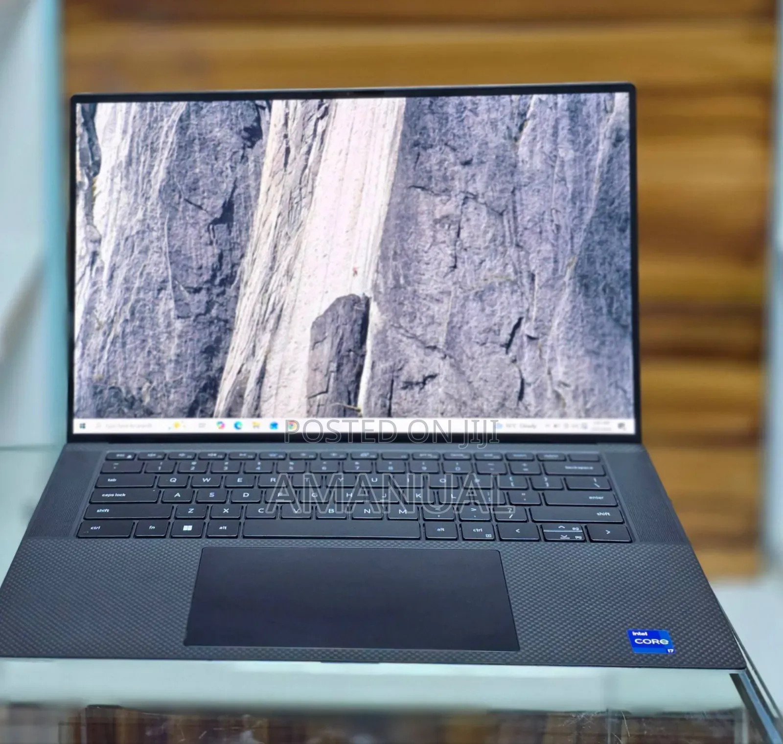 New Laptop Dell XPS 15 16GB Intel Core i7 SSD 512GB