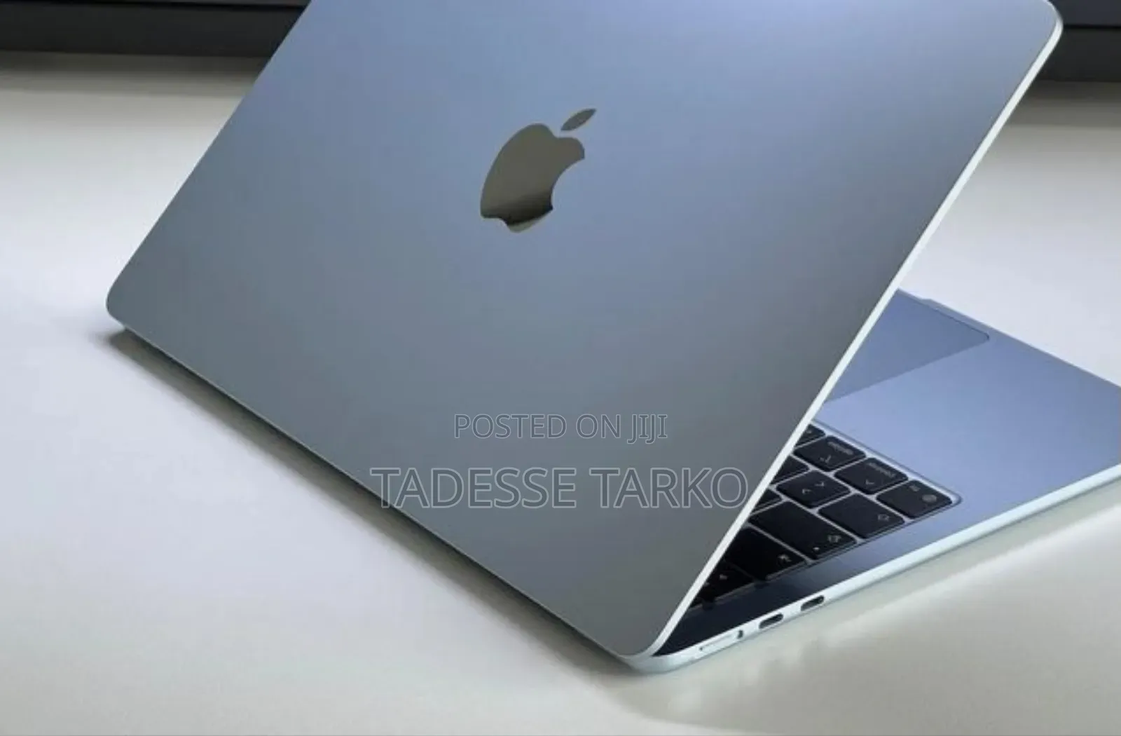 New Laptop Apple MacBook Air 2025 M4 13-inch 16GB Apple M4 SSD 256GB