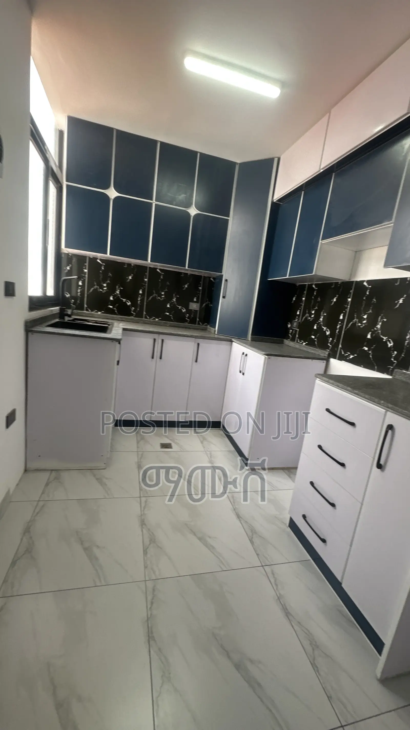 Furnished 2bdrm Apartment in ሰሚት 20 ሜትር አካባቢ, Bole for sale
