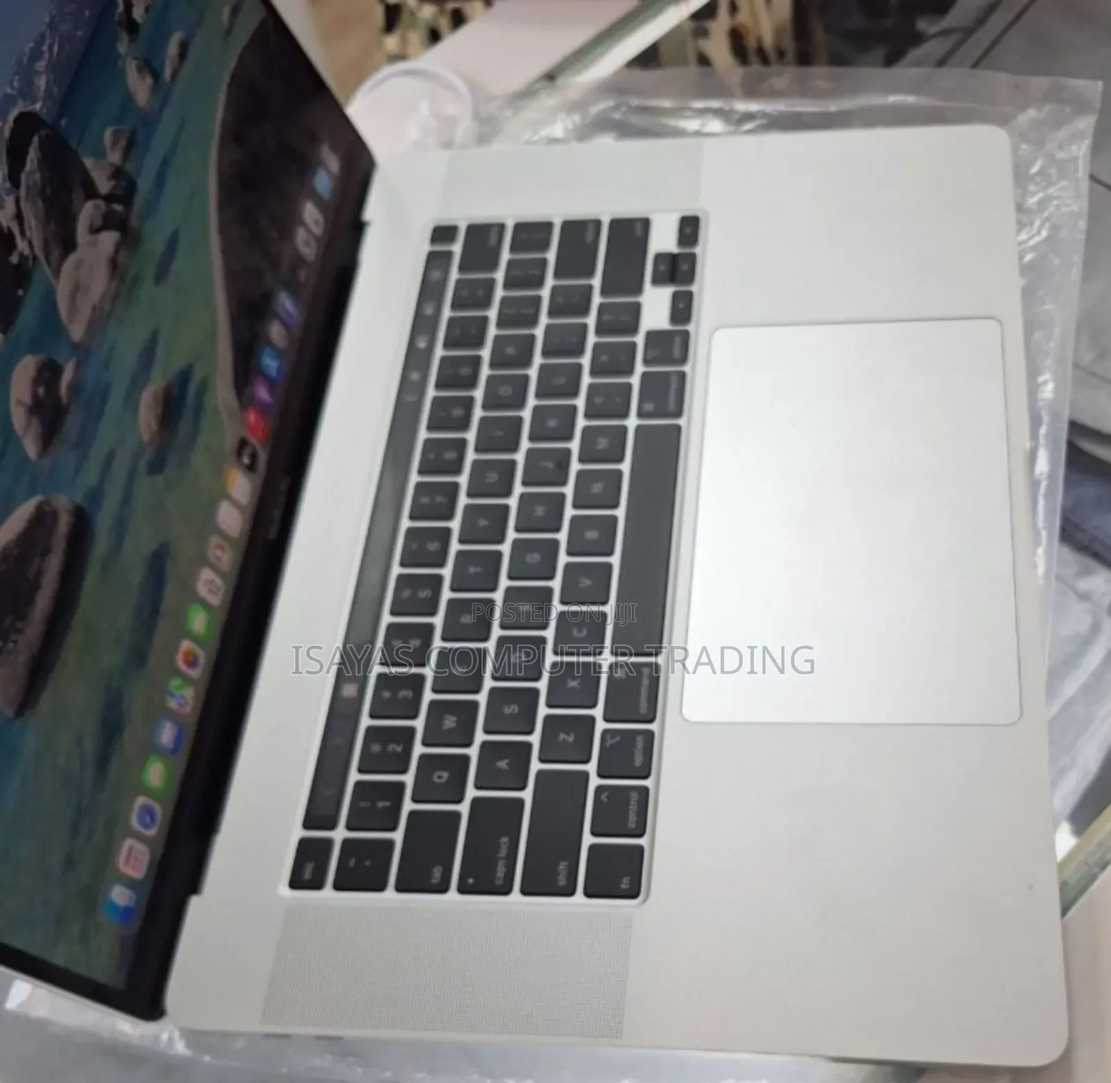 New Laptop Apple MacBook Pro 2019 64GB Intel Core i9 SSD 1T