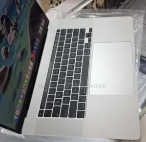 New Laptop Apple MacBook Pro 2019 64GB Intel Core i9 SSD 1T