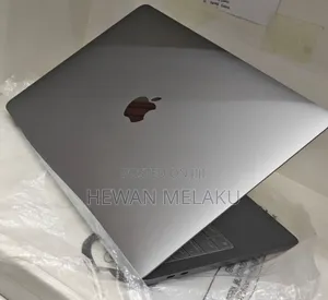 New Laptop Apple MacBook Pro M1 8GB Apple M1 Pro SSD 256GB