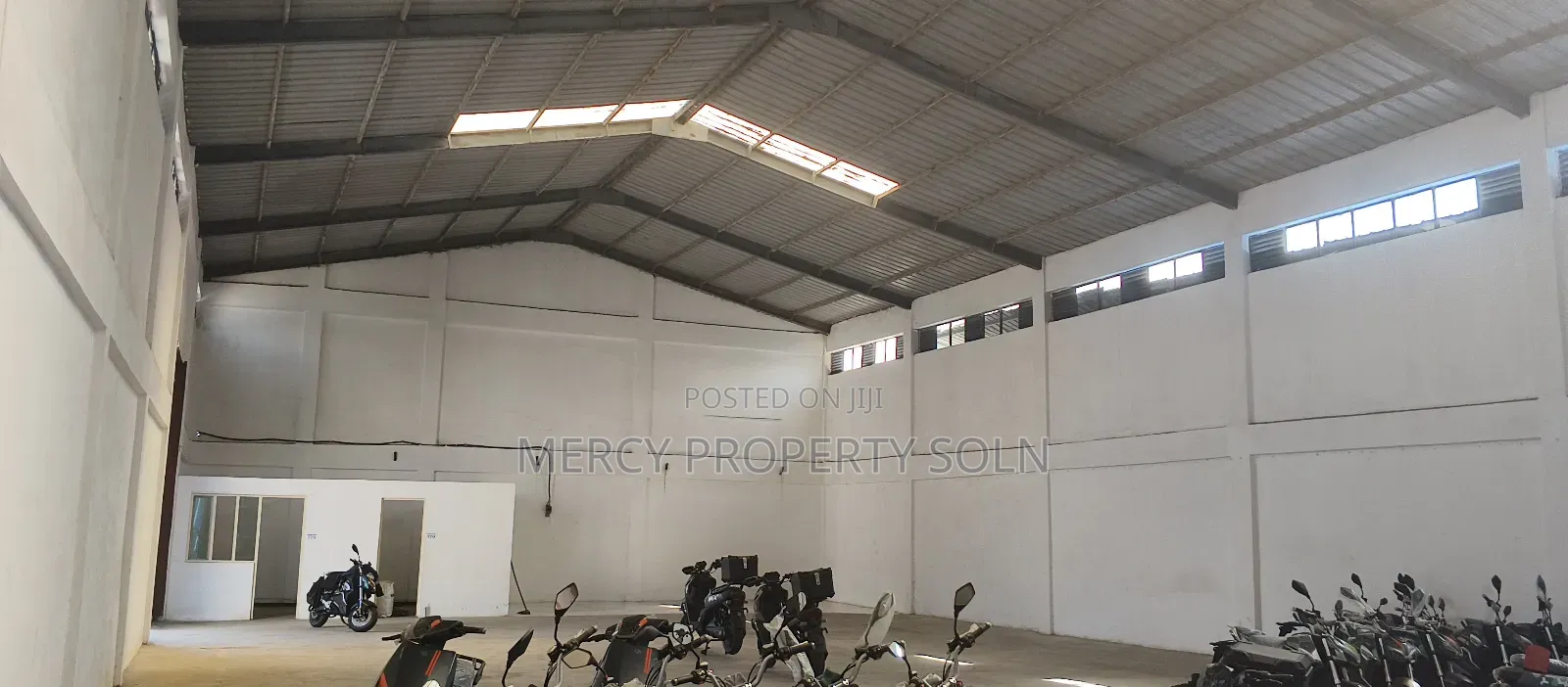 Warehouse For Rent Kaliti Area ,Near Asphalt Road