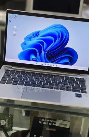 New Laptop HP EliteBook 830 G8 16GB Intel Core i5 SSD 512GB