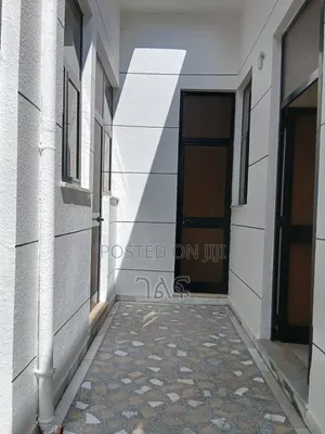3bdrm House in የሚሸጥ 250 ካሬ ቪላ አያት, Bole for sale