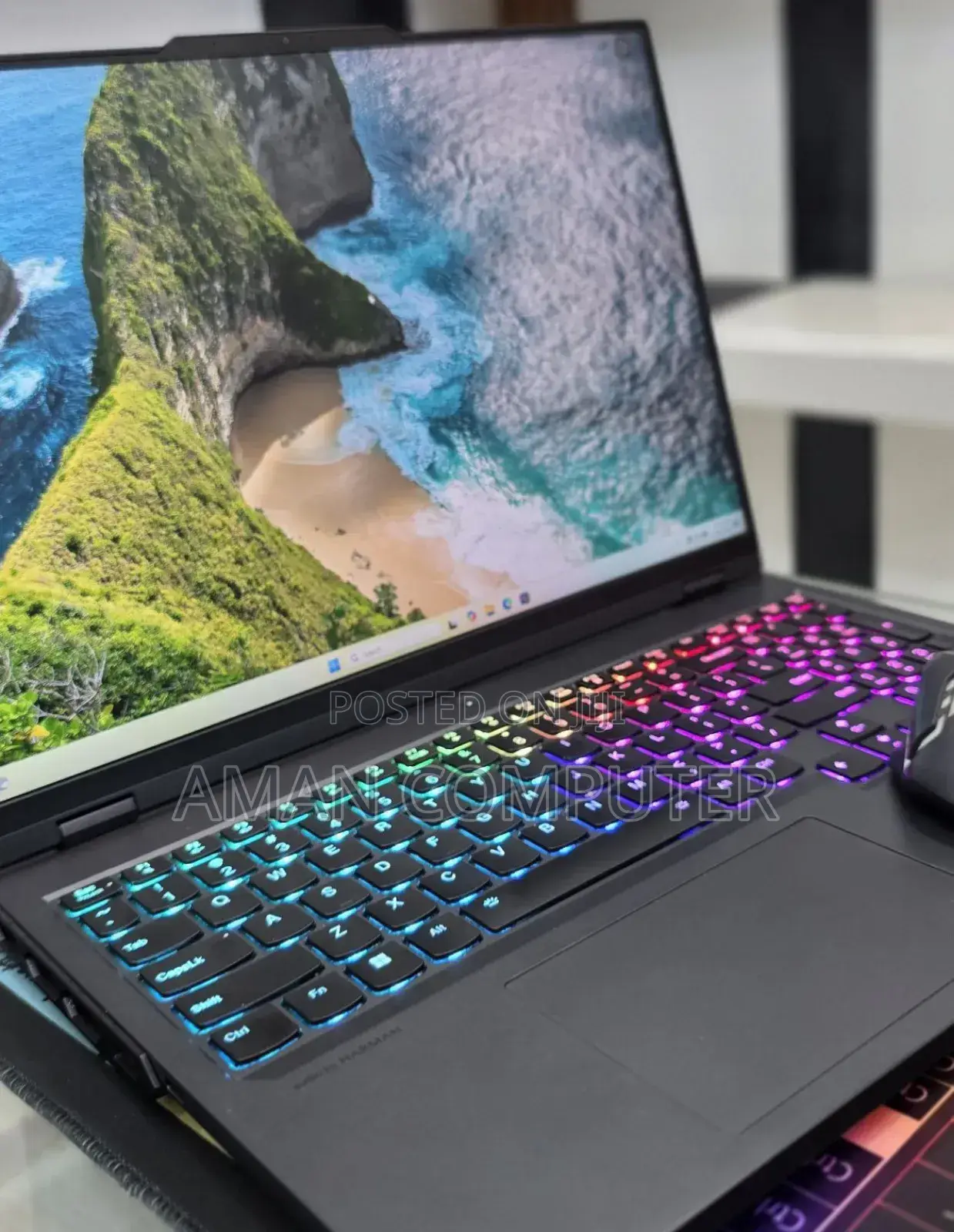 New Laptop Lenovo Legion Pro 7 48GB Intel Core i9 SSD 1T