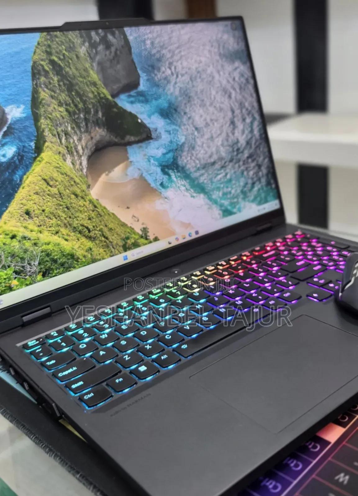 New Laptop Lenovo Legion Pro 7 48GB Intel Core i9 SSD 1T