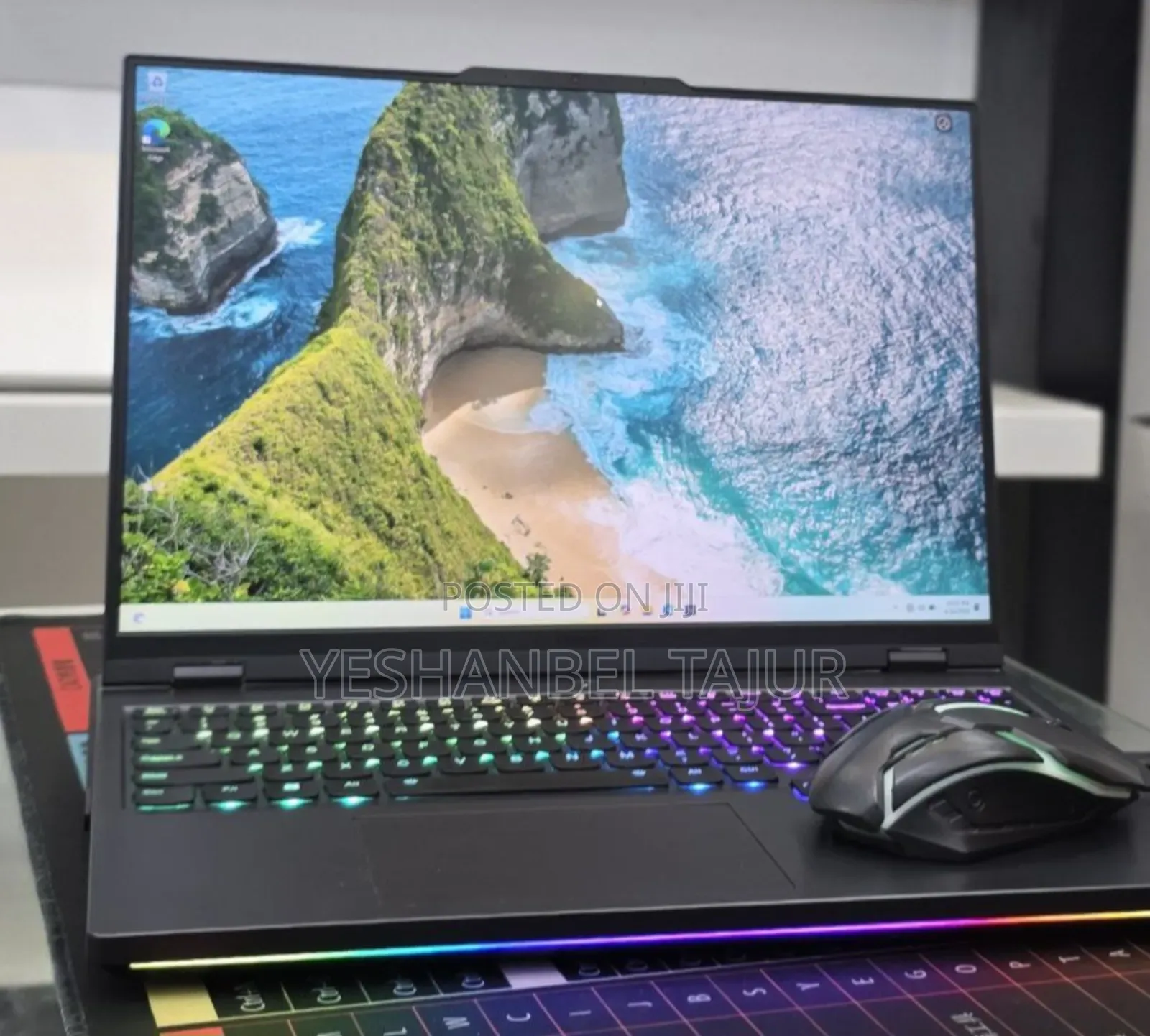 New Laptop Lenovo Legion Pro 7 48GB Intel Core i9 SSD 1T