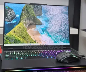 New Laptop Lenovo Legion Pro 7 48GB Intel Core i9 SSD 1T